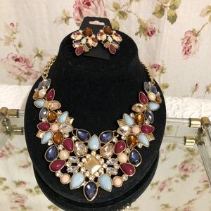 Gorgeous multi stone necklace and earring set